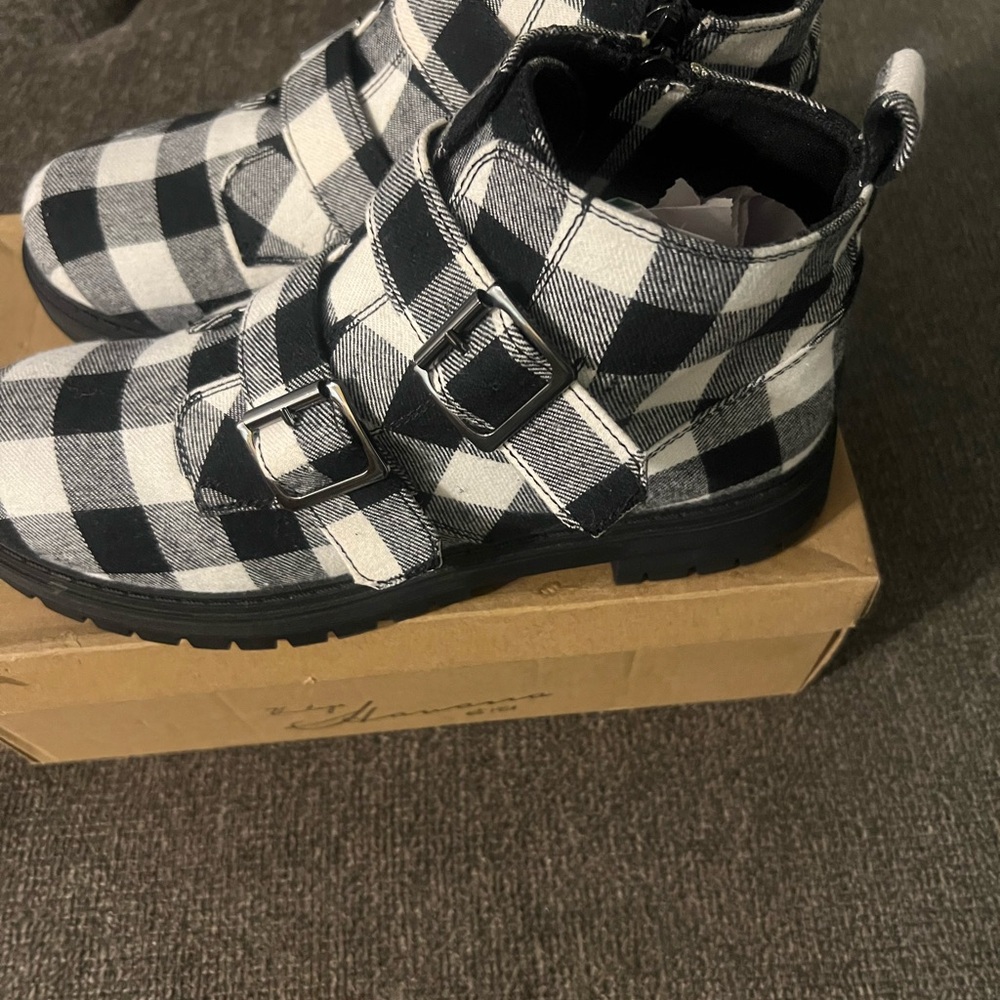 SO Plaid Ankle Boots with Buckle Straps